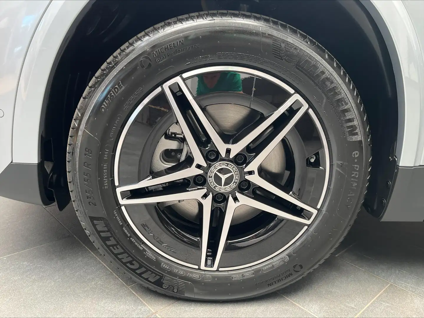 Mercedes-Benz EQA 250 EQA 250+ Business Star Edition Zilver - 2