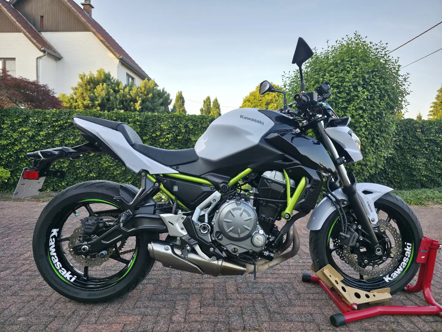 Kawasaki Z 650 ABS - 35Kw - 2017 - Gekeurd! bijela - 1