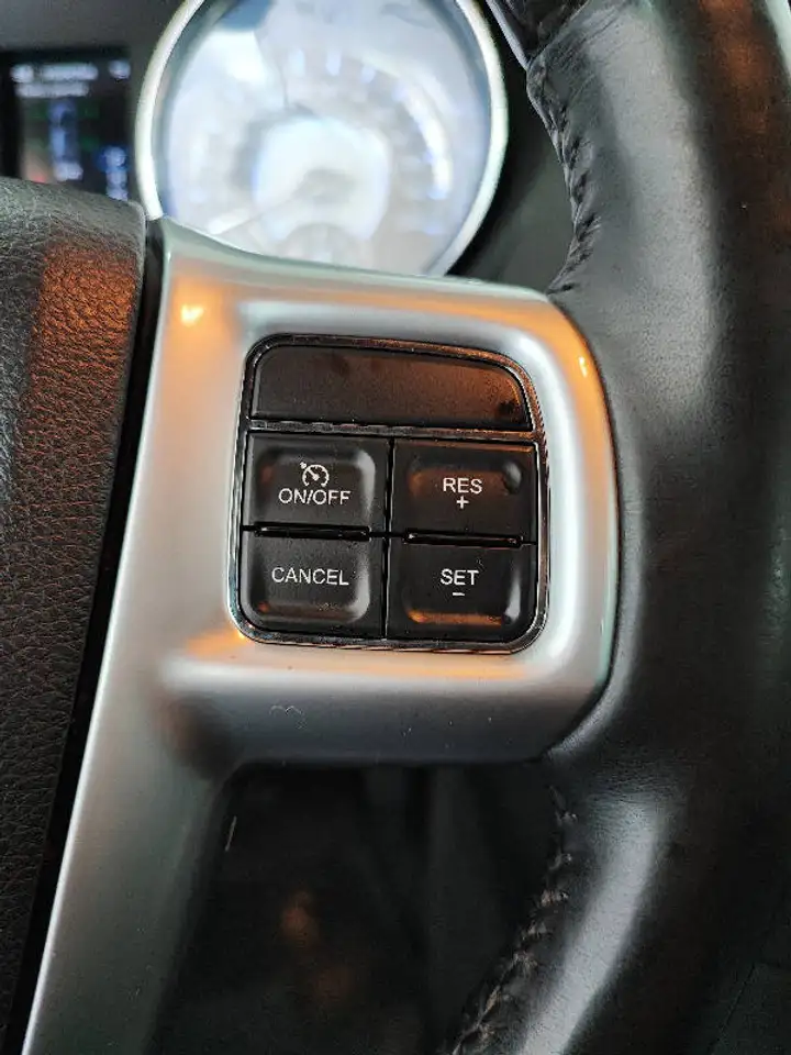 LANCIA THEMA 3.0 V6 MJT 239ch PLATINUM BVA - CUIR - SIÈGES CHAUFFANTS ET VENTILÉS - VOLANT CHAUFFANT - CAMÉRA DE RECUL