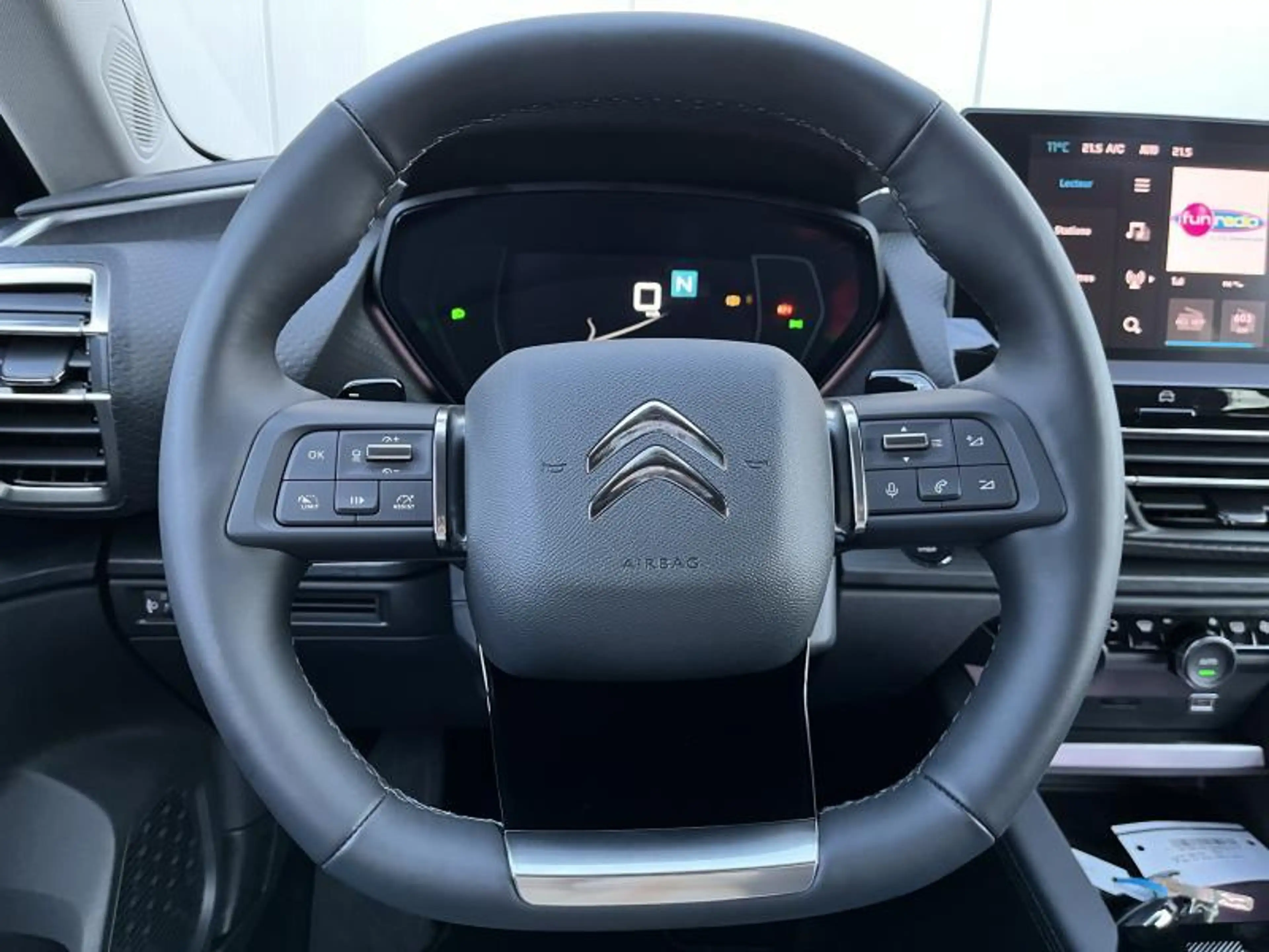 Citroen C5 X SHINE # GARANTIE 24 MOIS # — photo 9