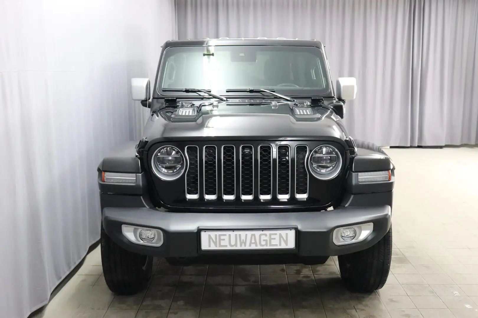 Jeep Wrangler Unlimited Sahara 2,0 280KW Bordbatterie tiefene... Schwarz - 2
