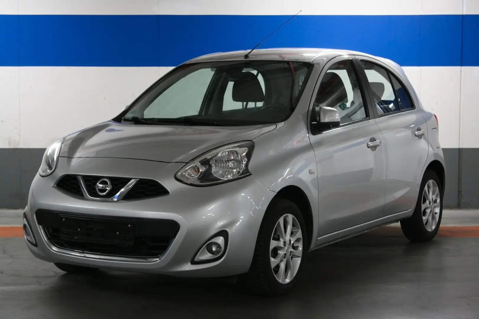 Nissan Micra Automatik TÜV neu, Gewährleistung Plateado - 1