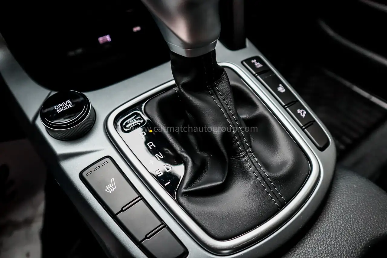 Kia Seltos снимка Kia Seltos