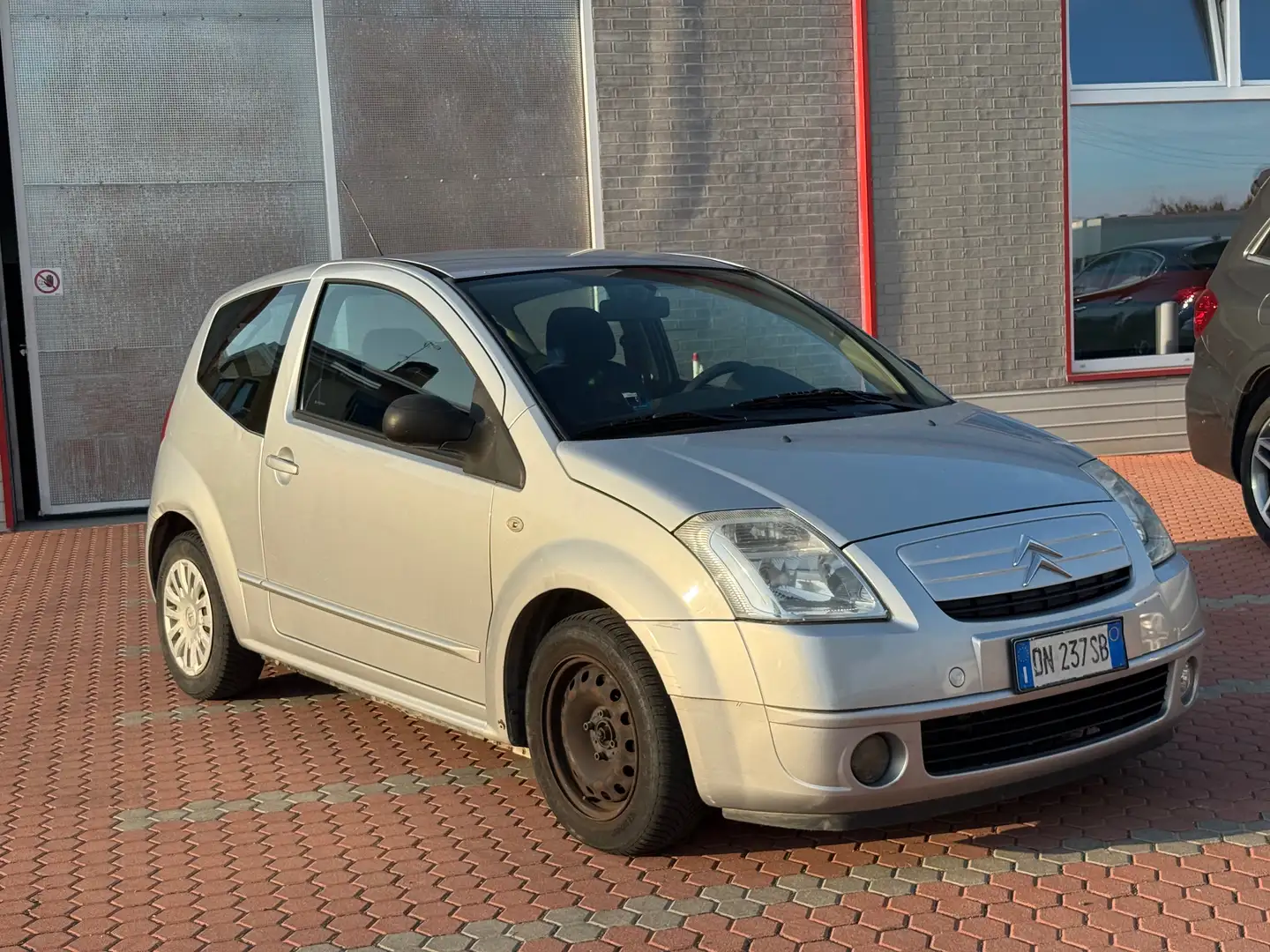 Citroen C2 C2 1.1 Classique - Neopatentati Plateado - 1