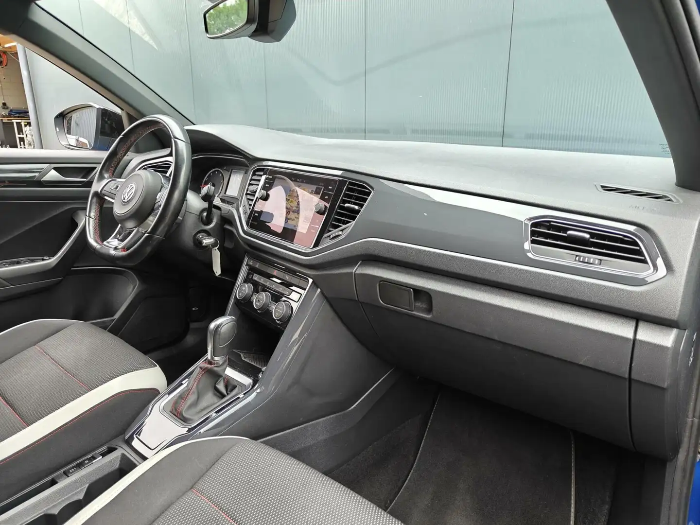 Volkswagen T-Roc 1.5 TSI Sport Blauw - 2