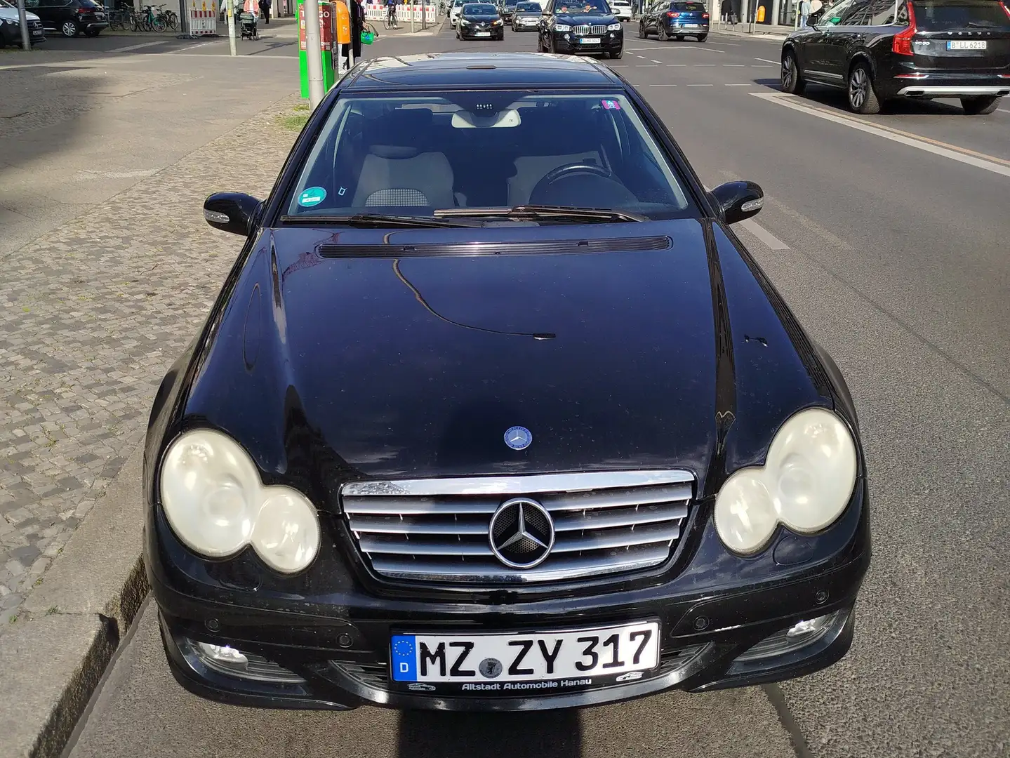 Mercedes-Benz C 200 C-Klasse Sportcoupe Kompressor Automatik Schwarz - 1