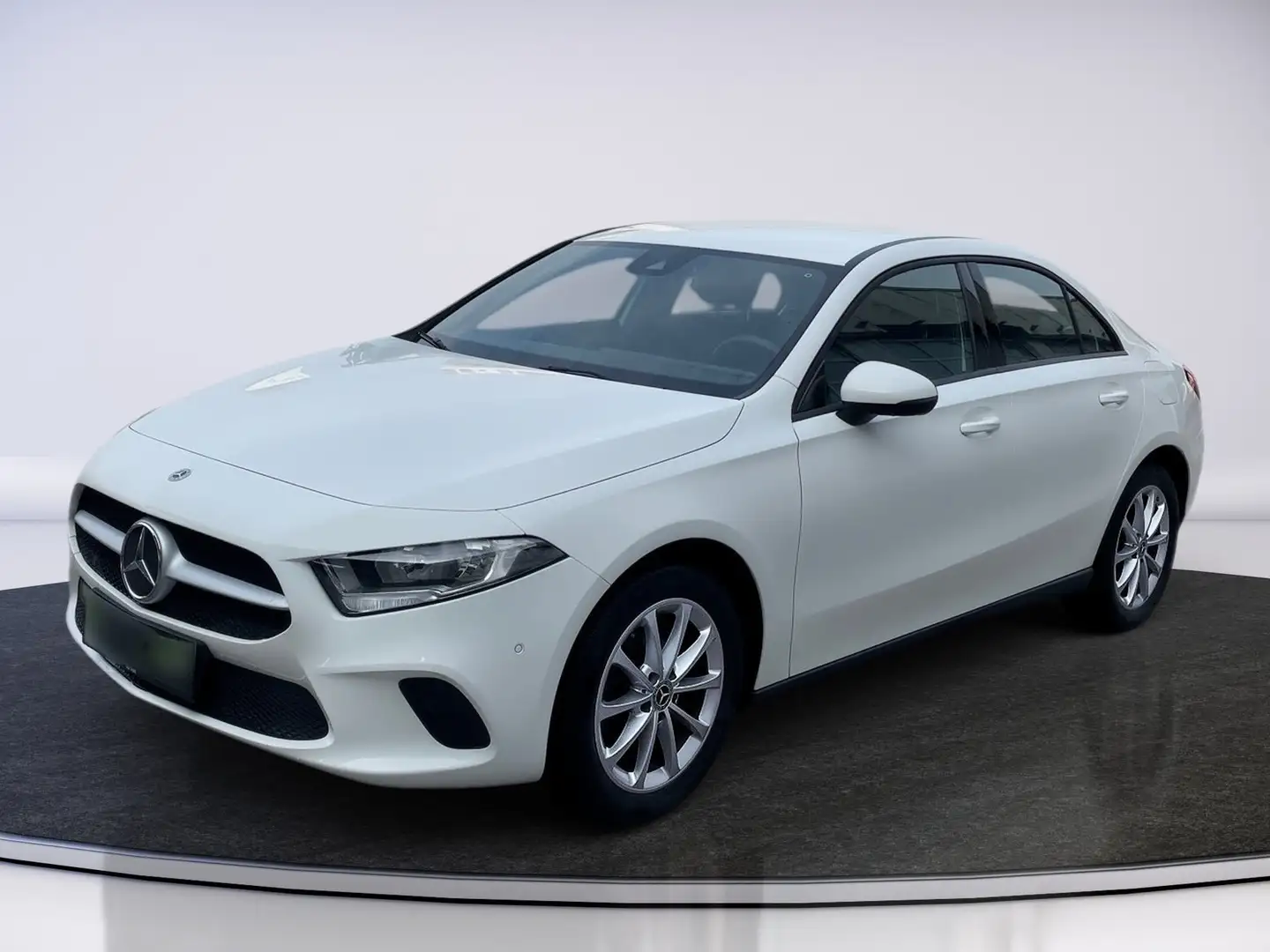 Mercedes-Benz A 250 e Limousine Rückfahrkamera,Klima,Navi Weiß - 2