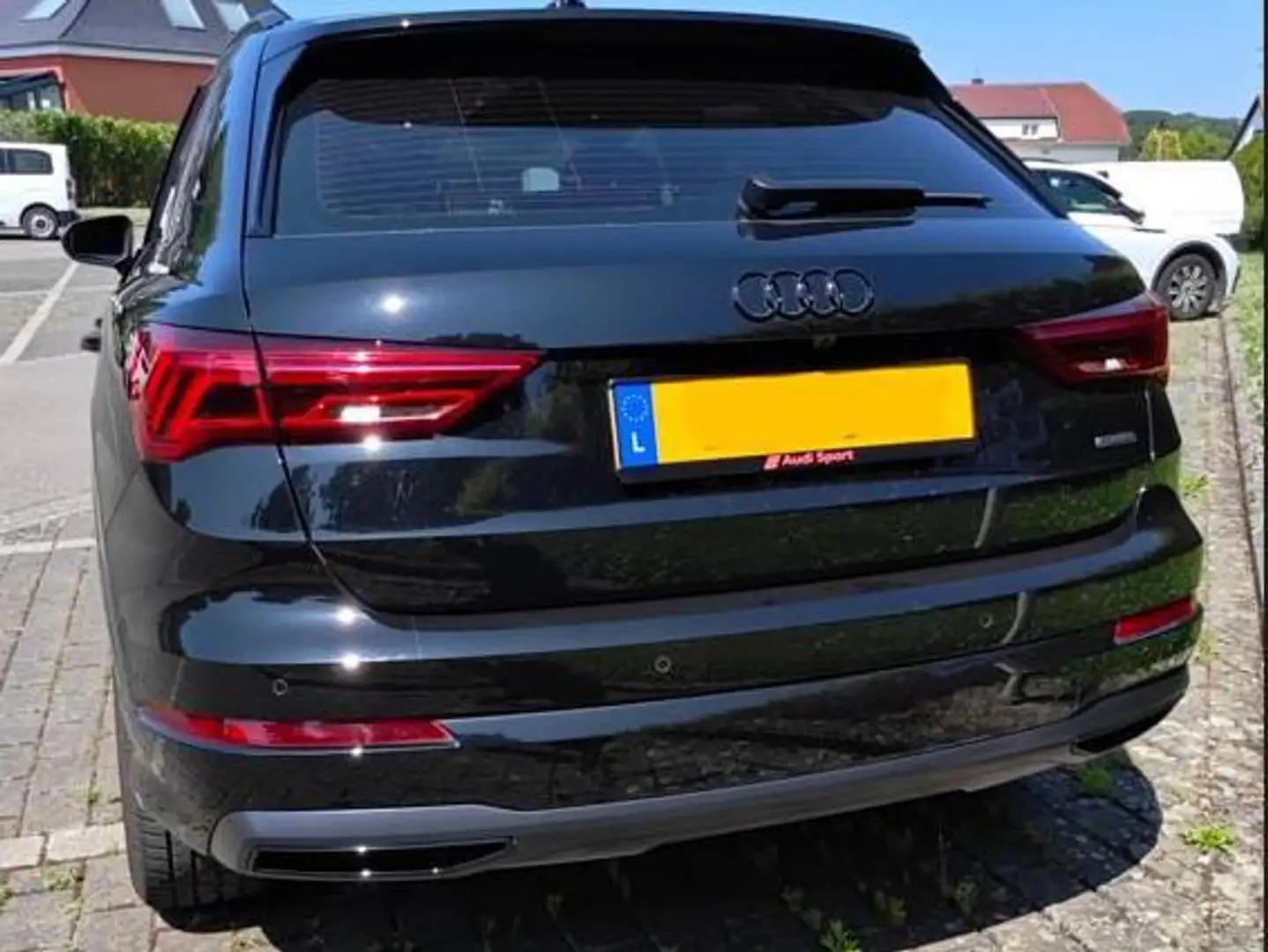 Audi Q3 Q3 40 TFSI quattro S tronic advanced Noir - 2