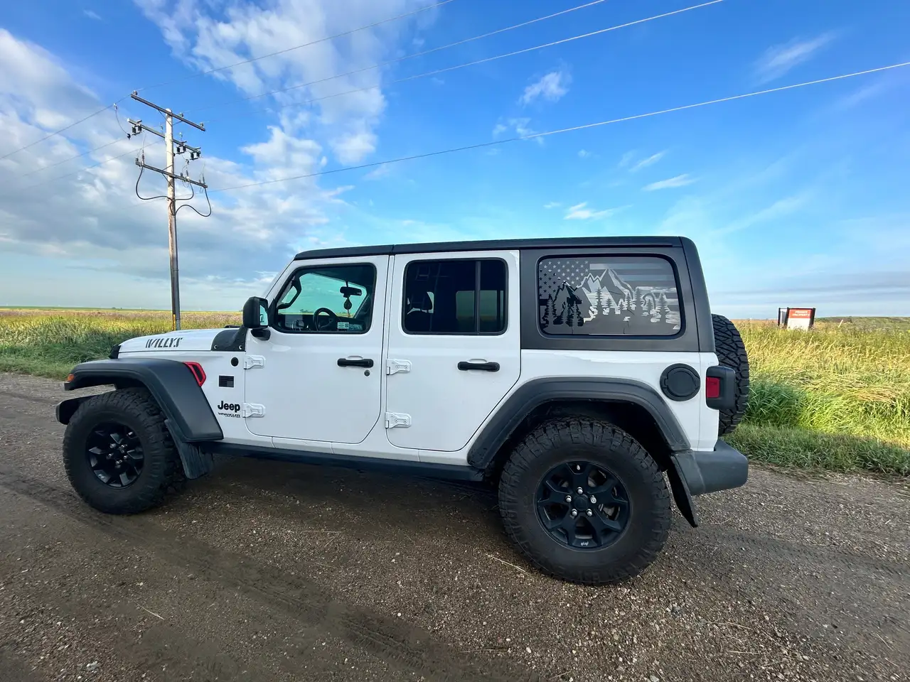 Jeep Wrangler photo Jeep Wrangler