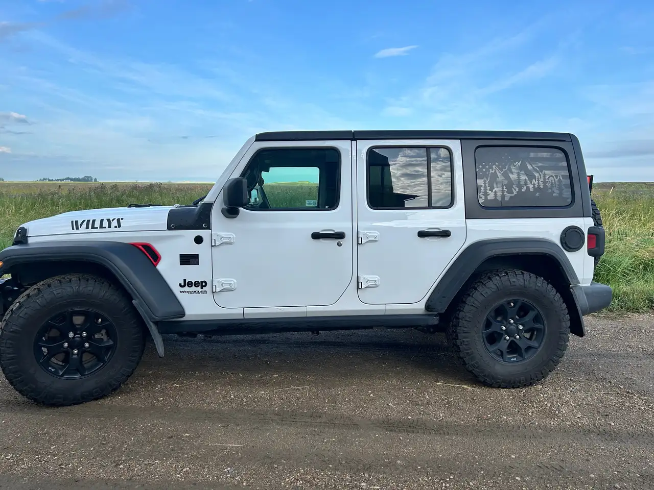 Jeep Wrangler photo Jeep Wrangler