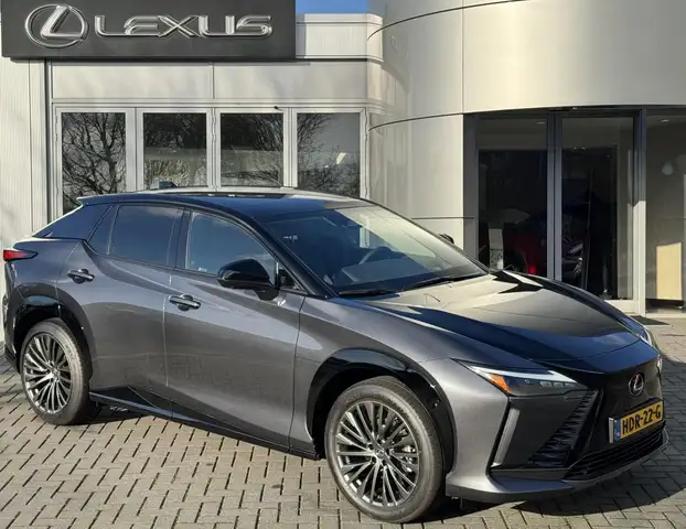 Lexus RZ 300e President Line 71 kWh DIRECT LEVERBAAR PANO S