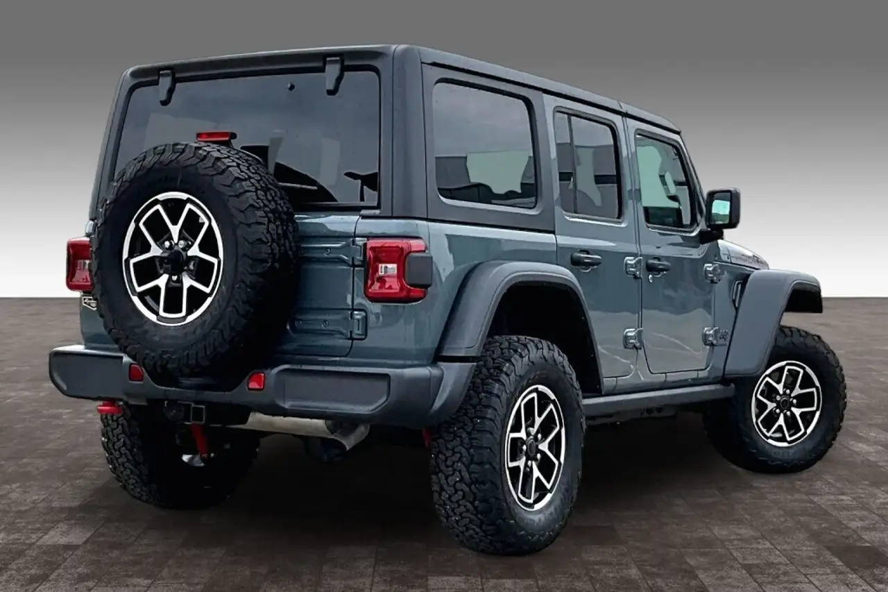 Jeep Wrangler снимка Jeep Wrangler