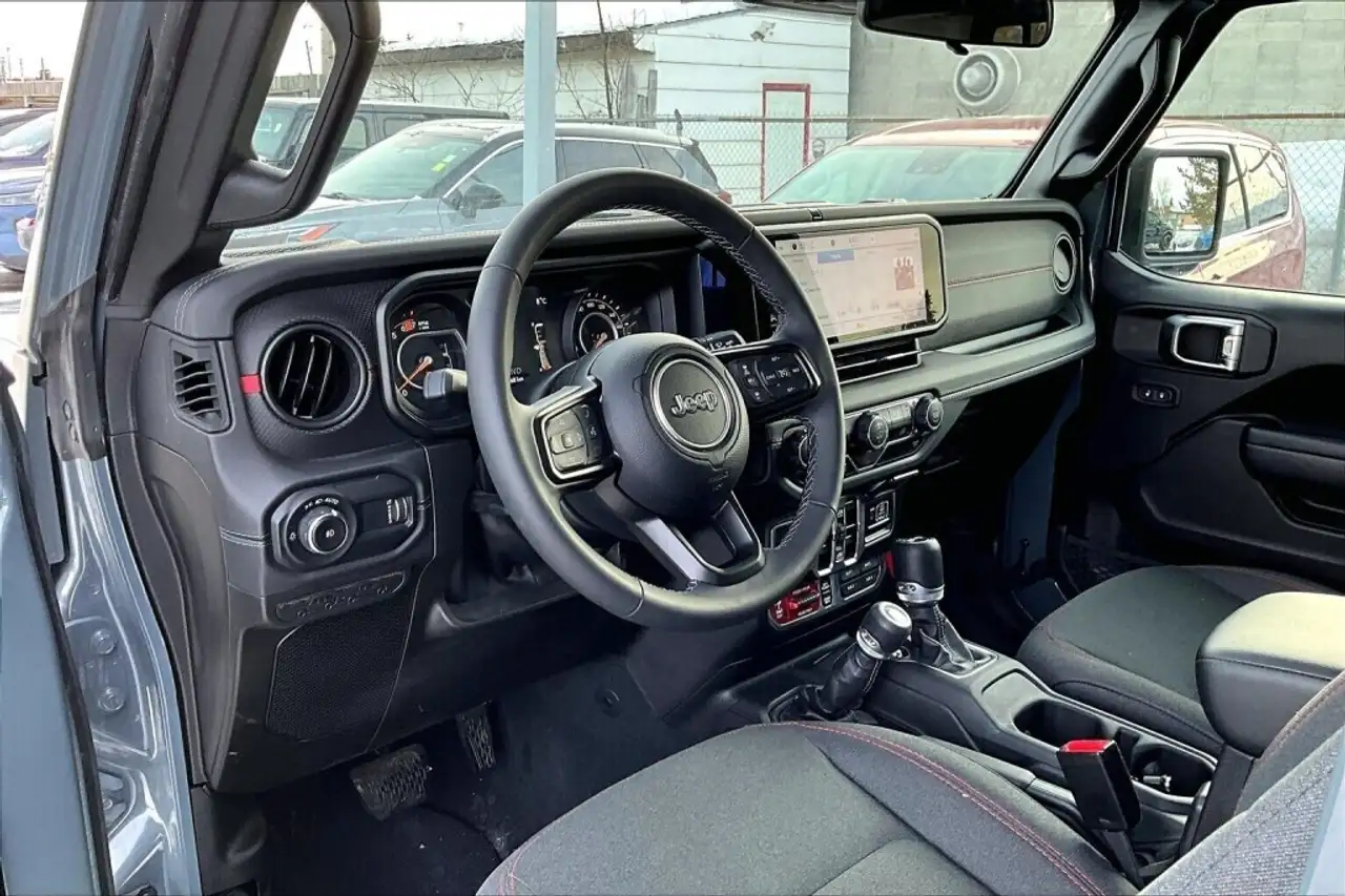 Jeep Wrangler снимка Jeep Wrangler
