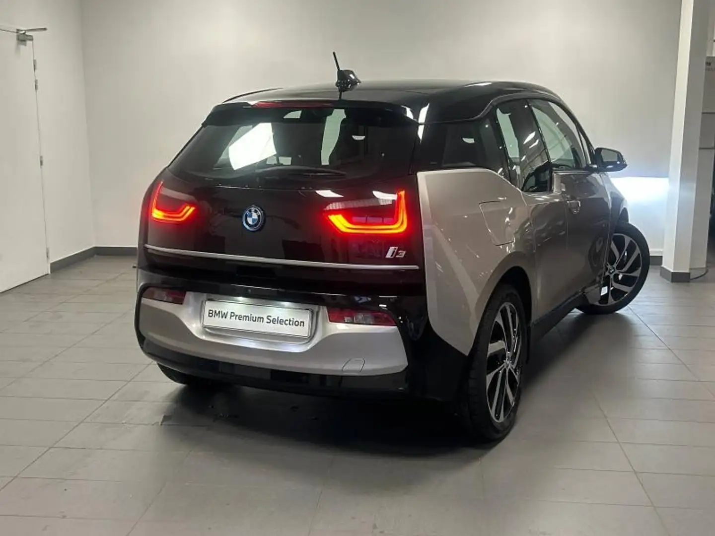 BMW i3 170ch 120Ah Edition WindMill Atelier Bleu - 2