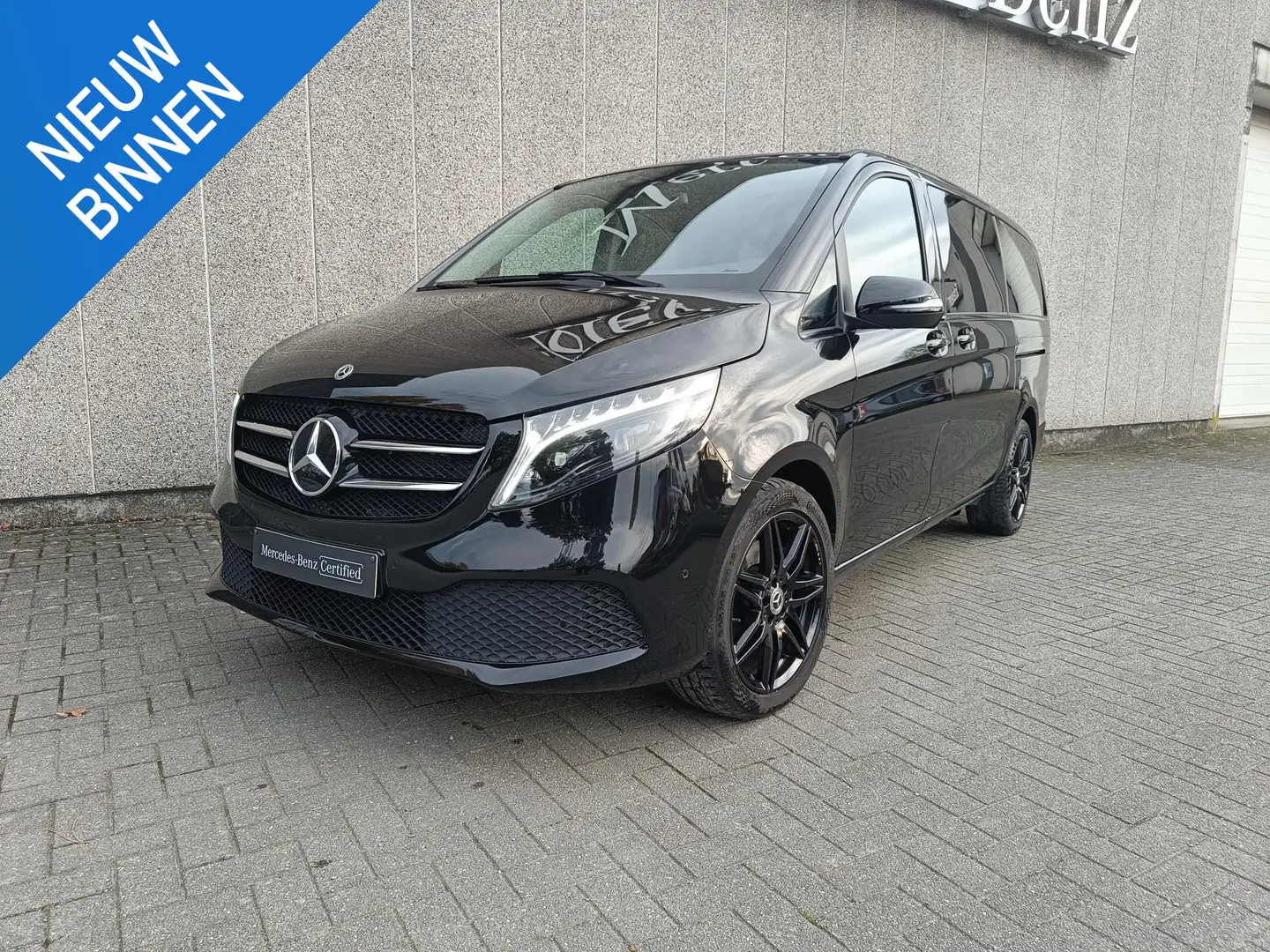 Mercedes-Benz V 300 V d L2 9G-TRONIC Avantgarde Zwart - 1