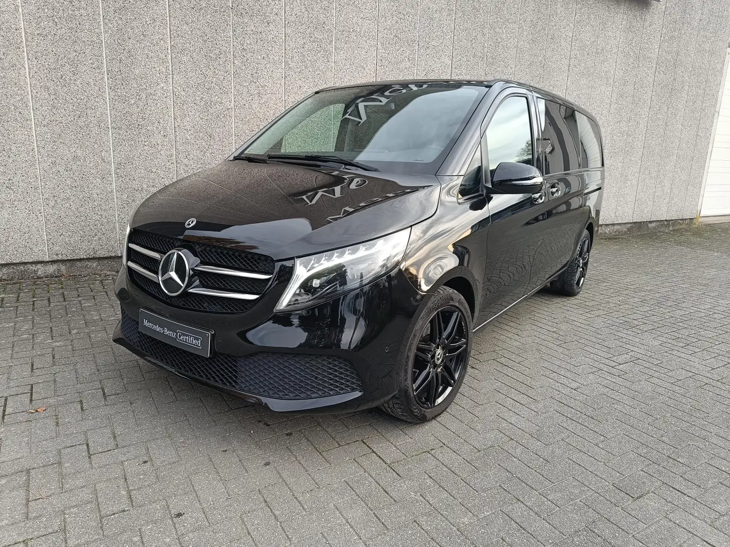 Mercedes-Benz V 300 V d L2 9G-TRONIC Avantgarde Zwart - 2