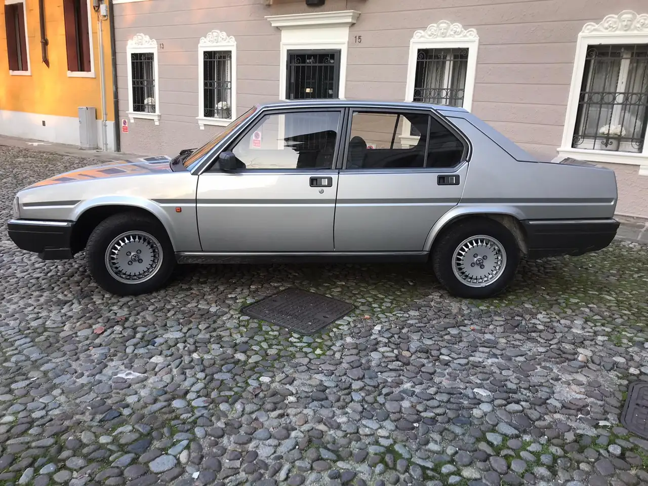 Alfa Romeo 90 Alfa 90 2.0 V6 iniezione, foto 2