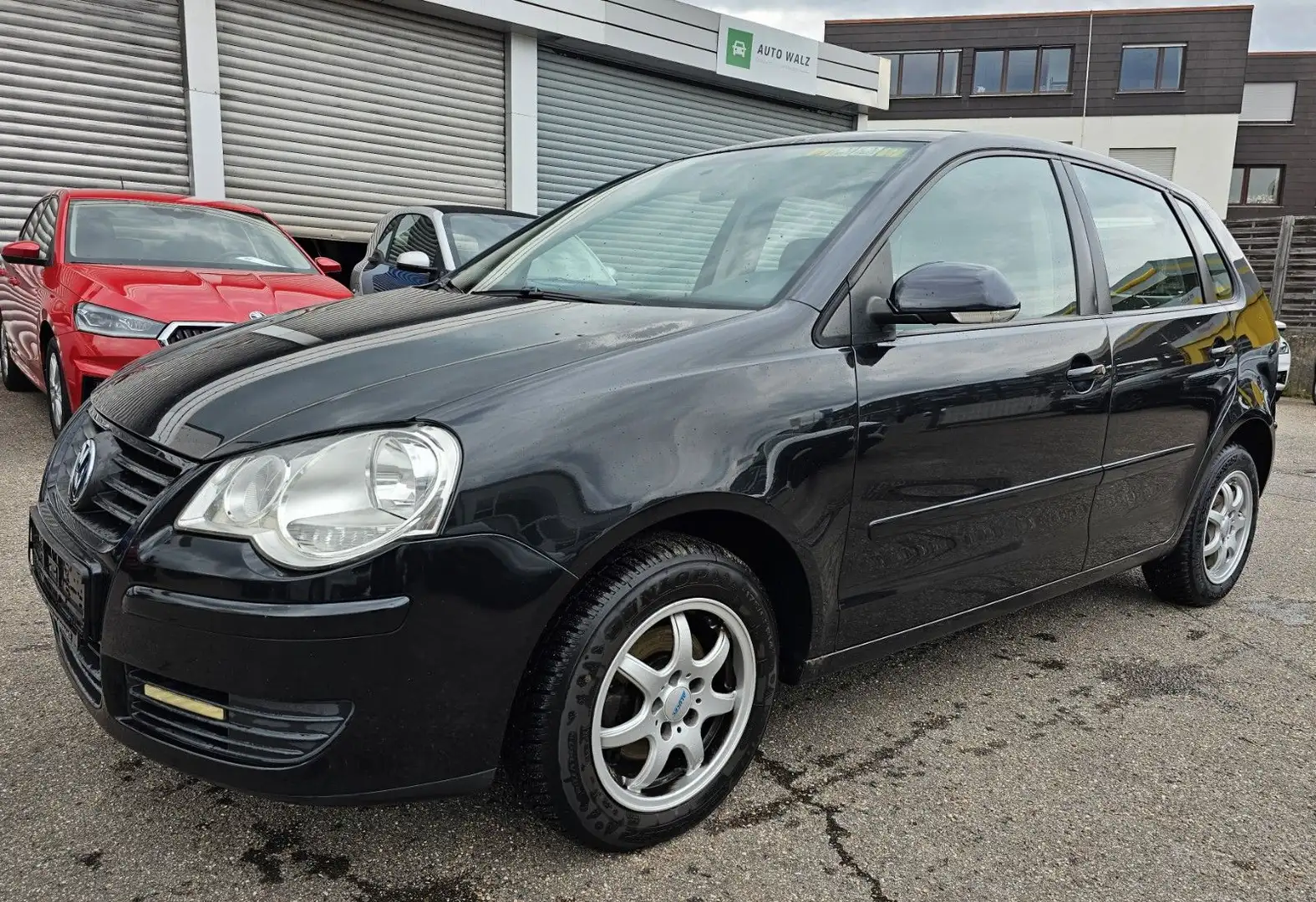 Volkswagen Polo 1,4 16V IV Trendline Чорний - 1