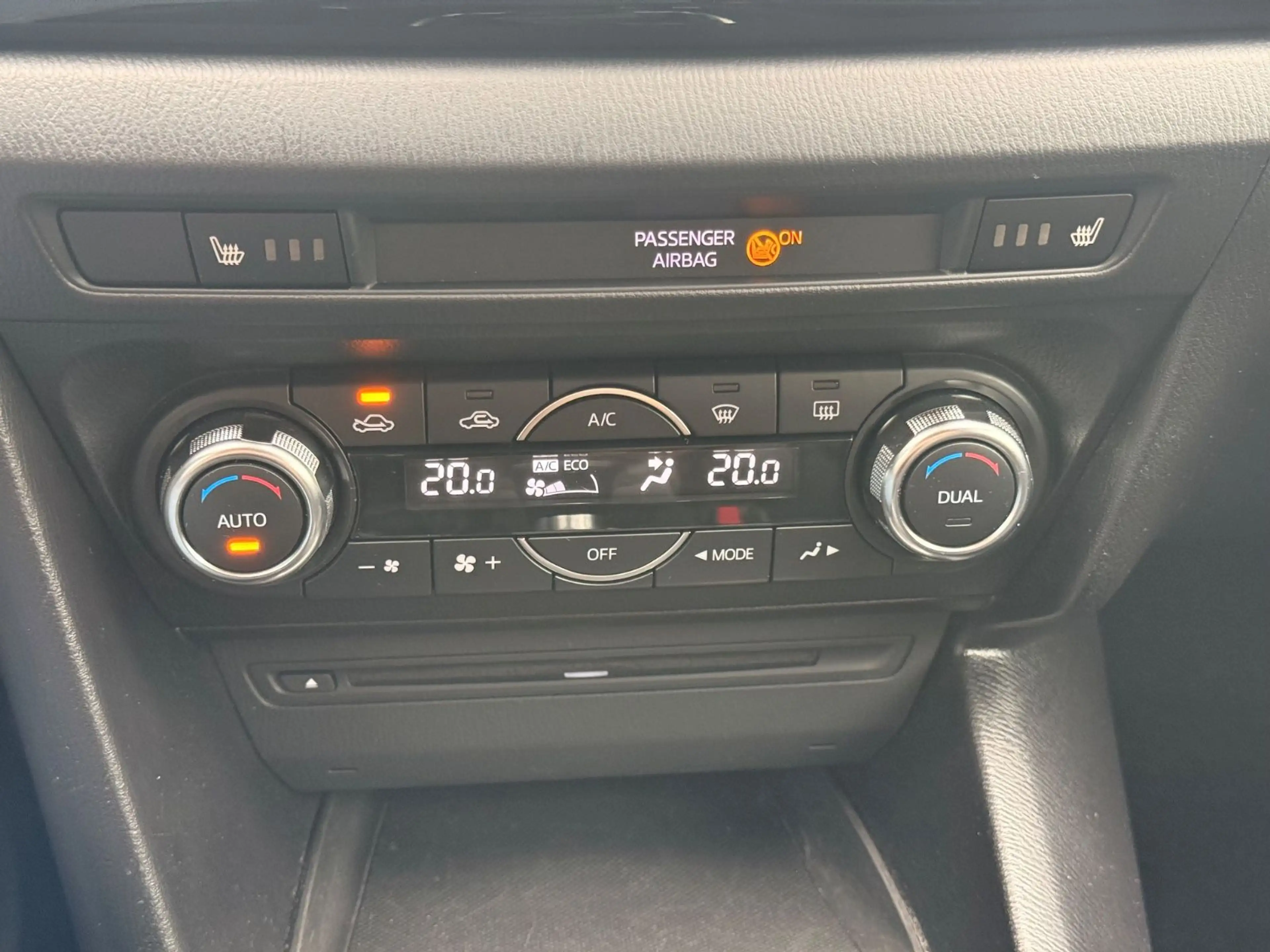 Mazda 3 Lim. Nakama *AHK*Kamera*Navi* — photo 21