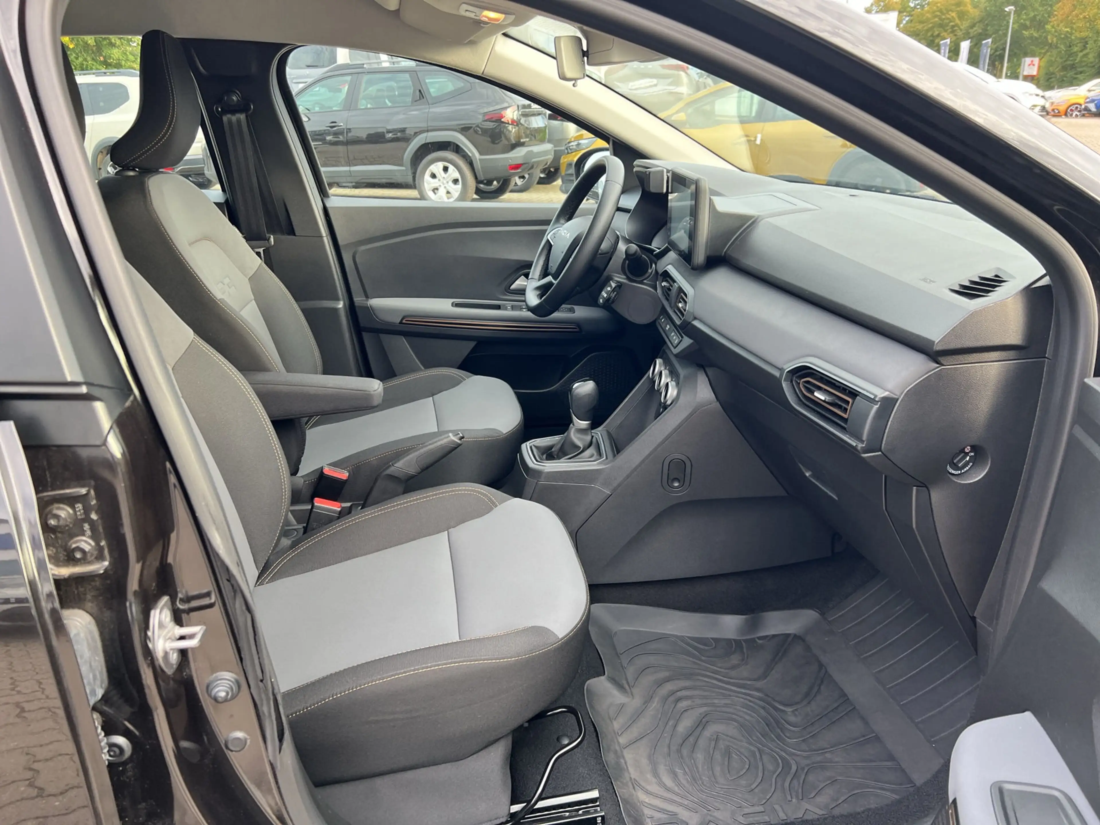 Dacia Sandero Stepway TCe 90 CVT  Extreme AHK+SHZ+GJR — photo 9