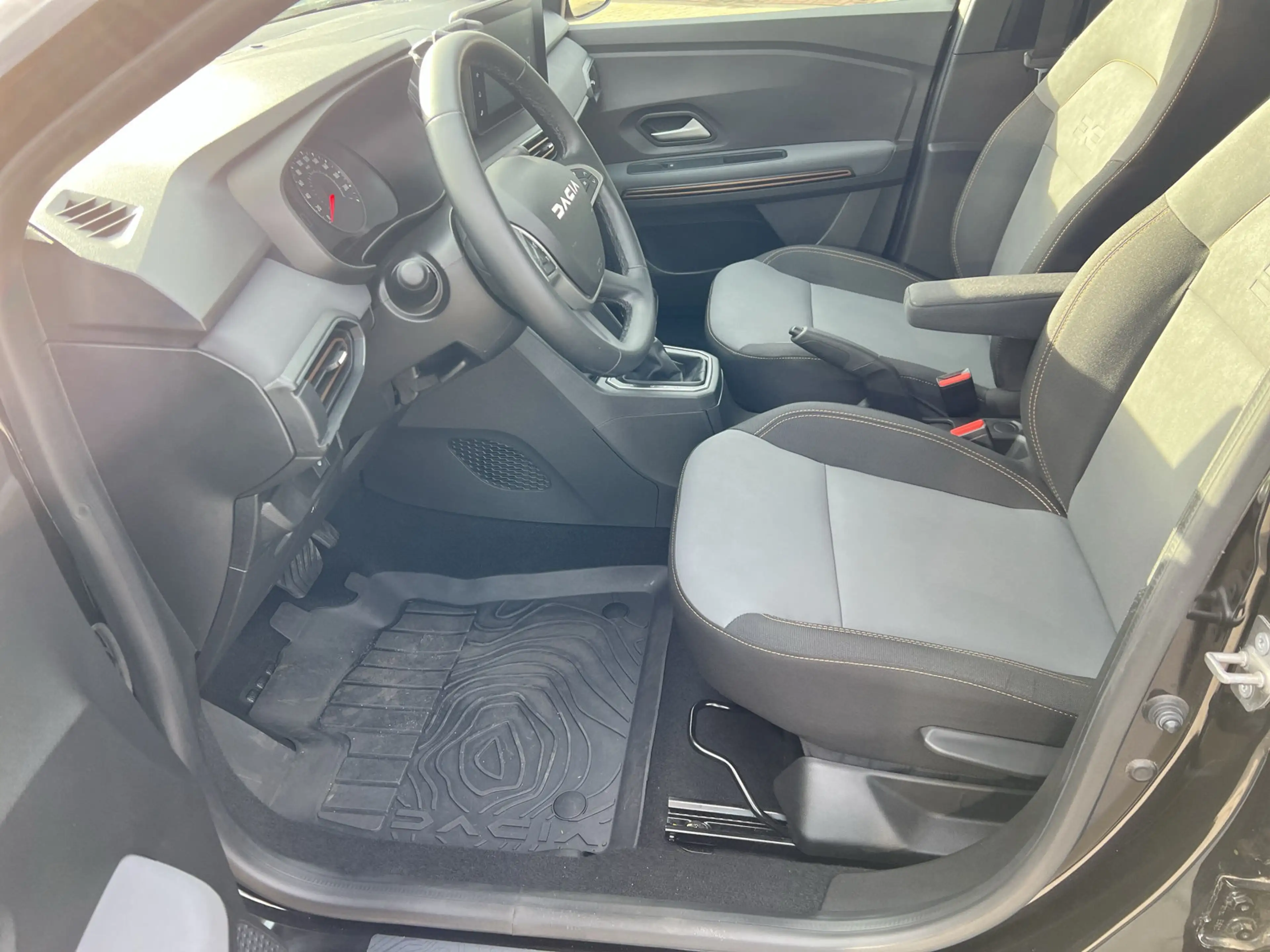 Dacia Sandero Stepway TCe 90 CVT  Extreme AHK+SHZ+GJR — photo 5