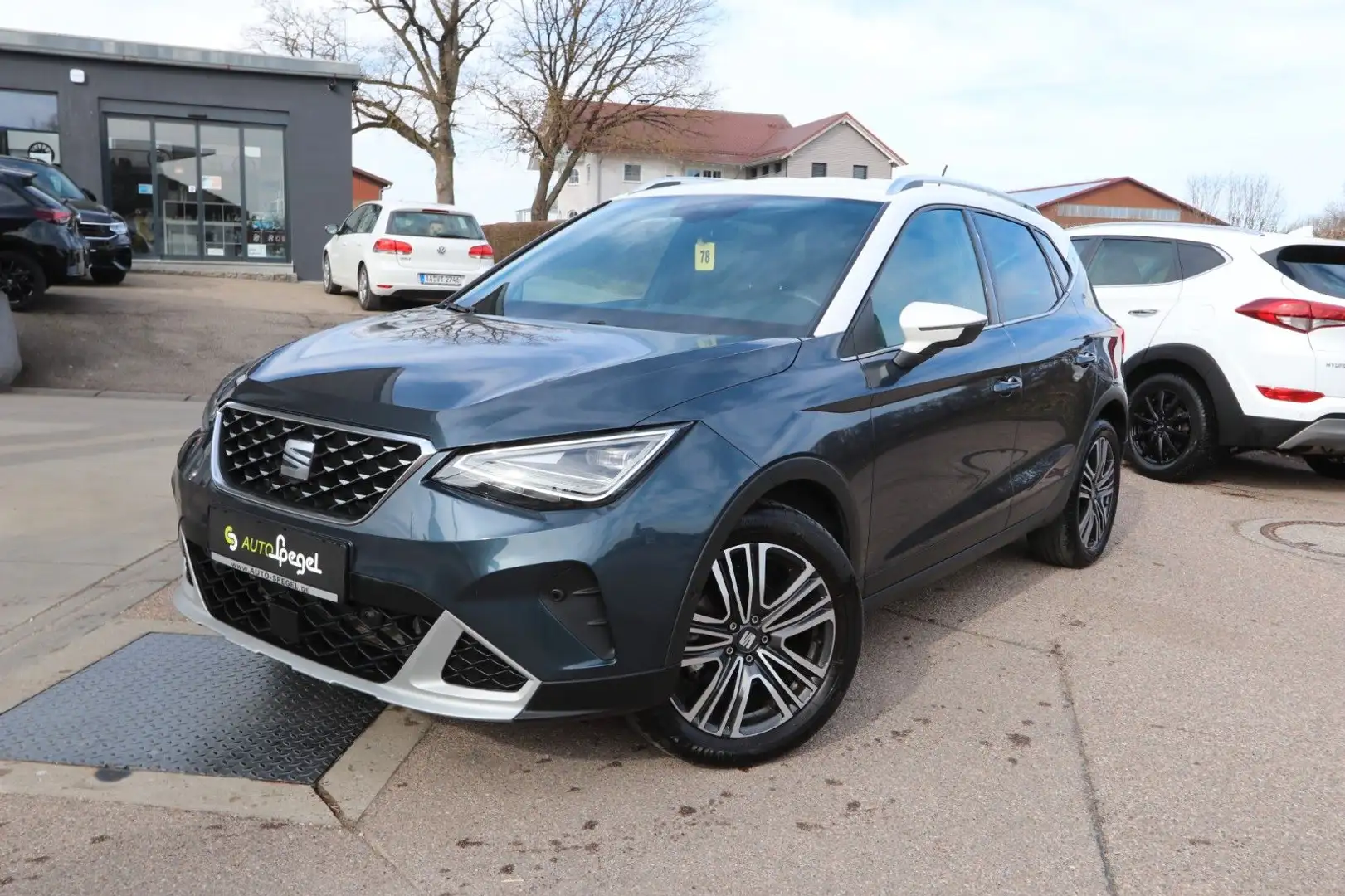 SEAT Arona Xperience Navi FullLed Kamera DAB ACC Digi Grijs - 1