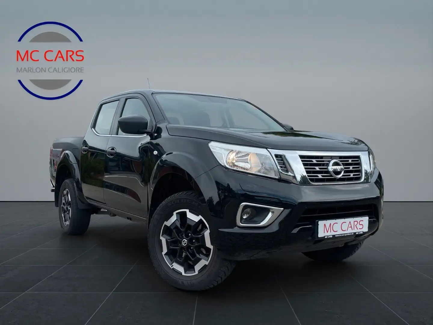 Nissan Navara NP300 Acenta 4x4 ! 2 j.Werksgarantie! Schwarz - 1