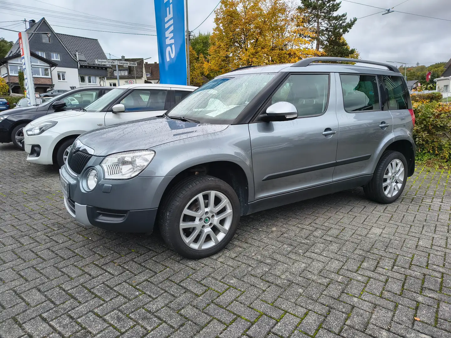 Skoda Yeti Experience Grau - 2