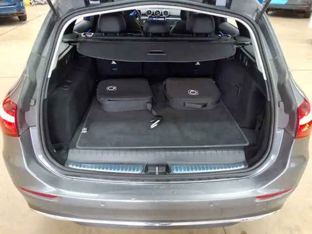 Mercedes-Benz C-Class view 15
