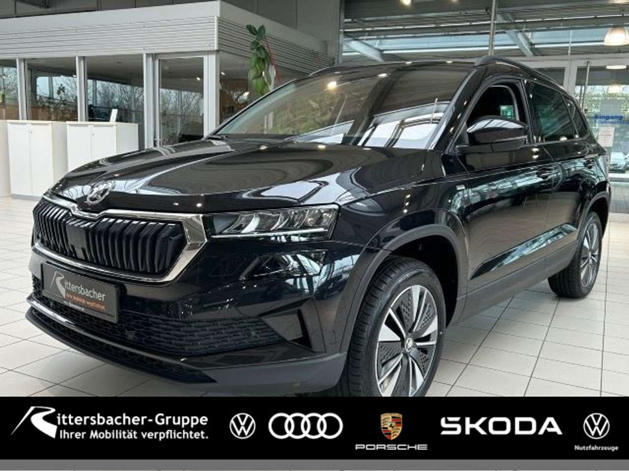 Skoda Karoq 2022 — Tour 2.0 TDI Smartlink Klima Sitzheizung