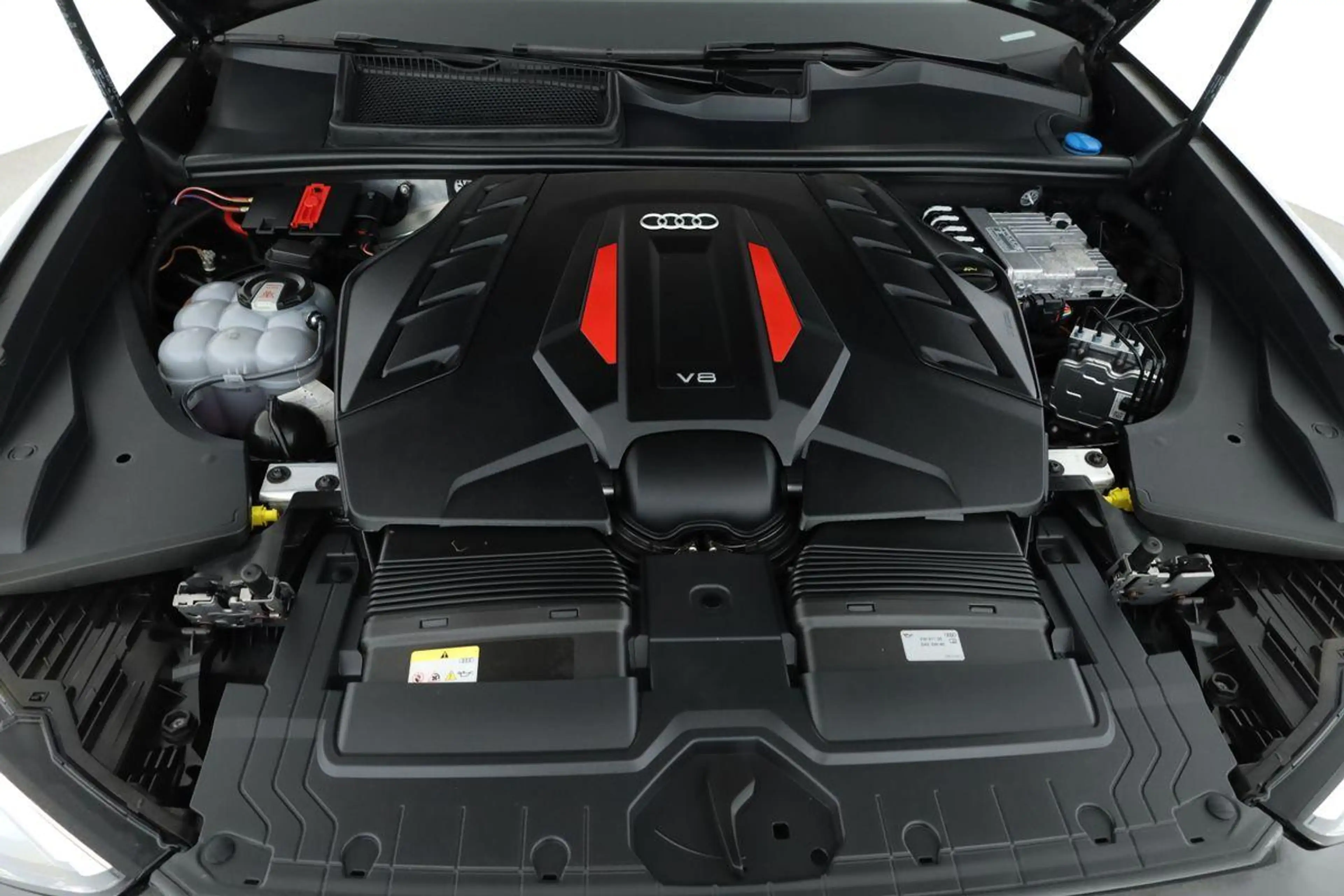 Audi SQ8 TFSI Facelift Leder Matrix Pano BangO ACC 23 — photo 8
