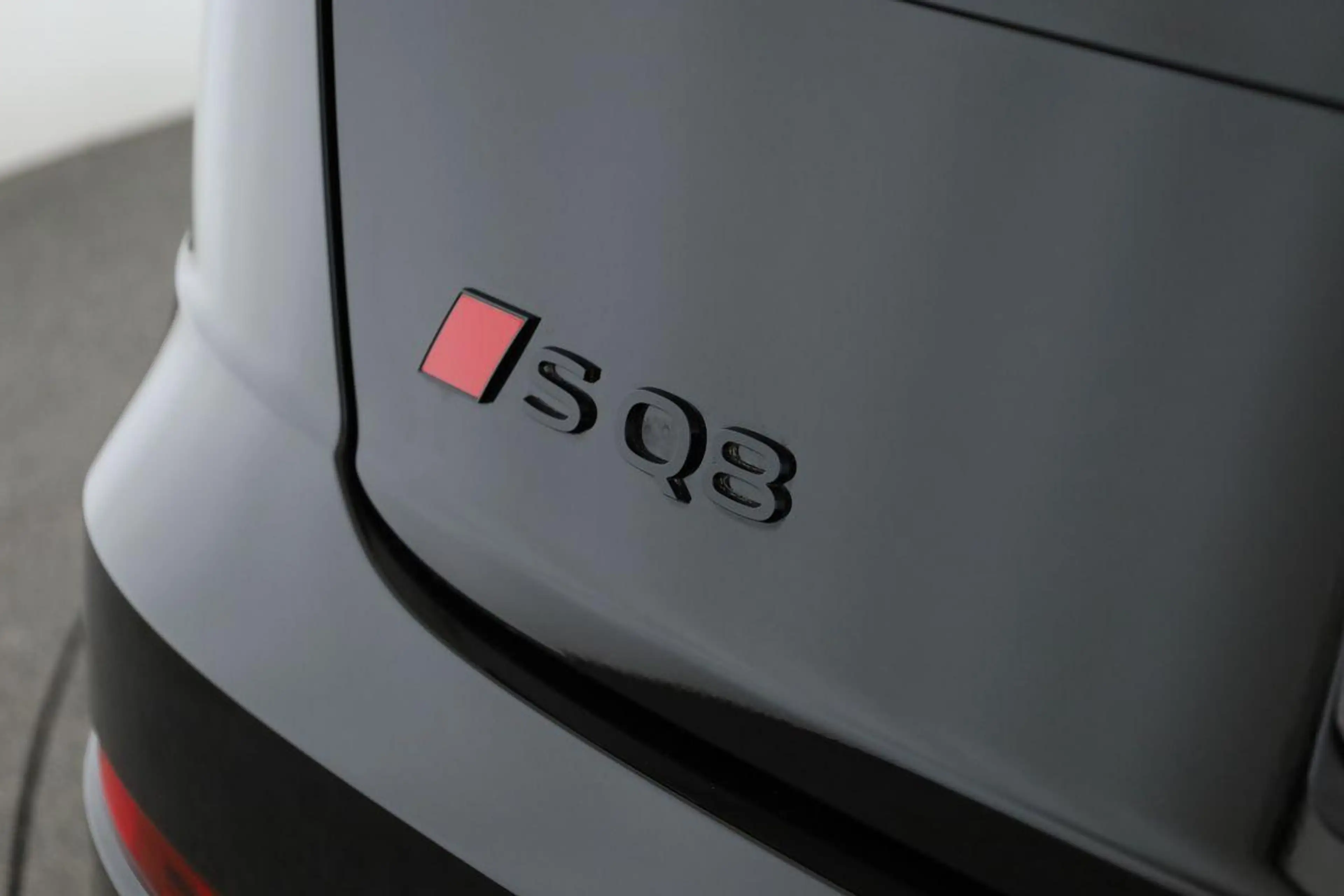 Audi SQ8 TFSI Facelift Leder Matrix Pano BangO ACC 23 — photo 13