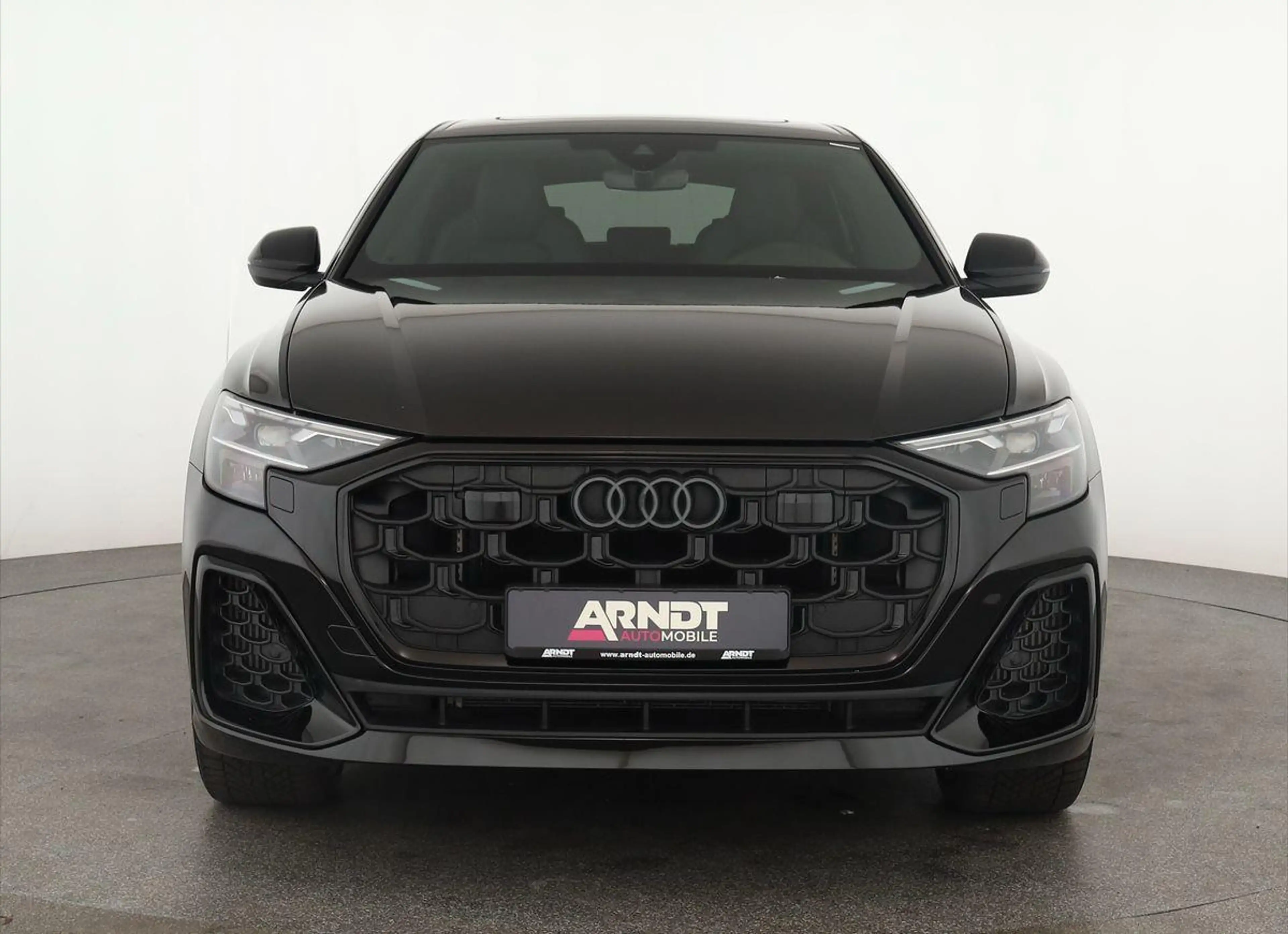 Audi SQ8 TFSI Facelift Leder Matrix Pano BangO ACC 23 — photo 3