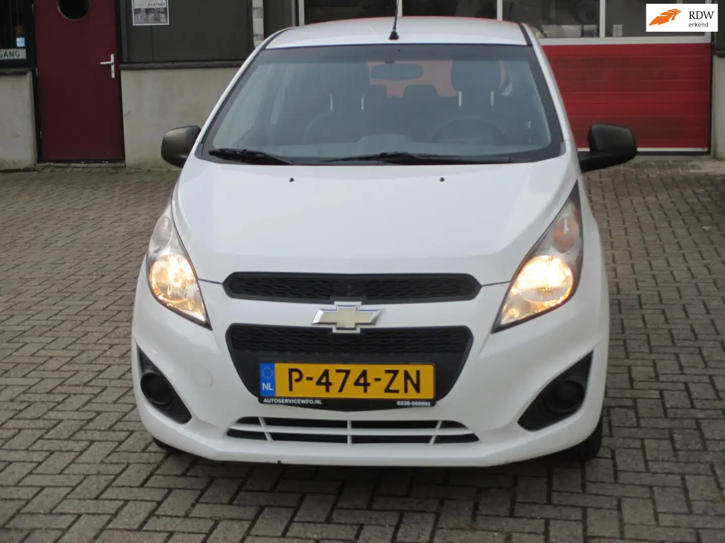 Chevrolet Spark 1.0 16V LE Wit - 1