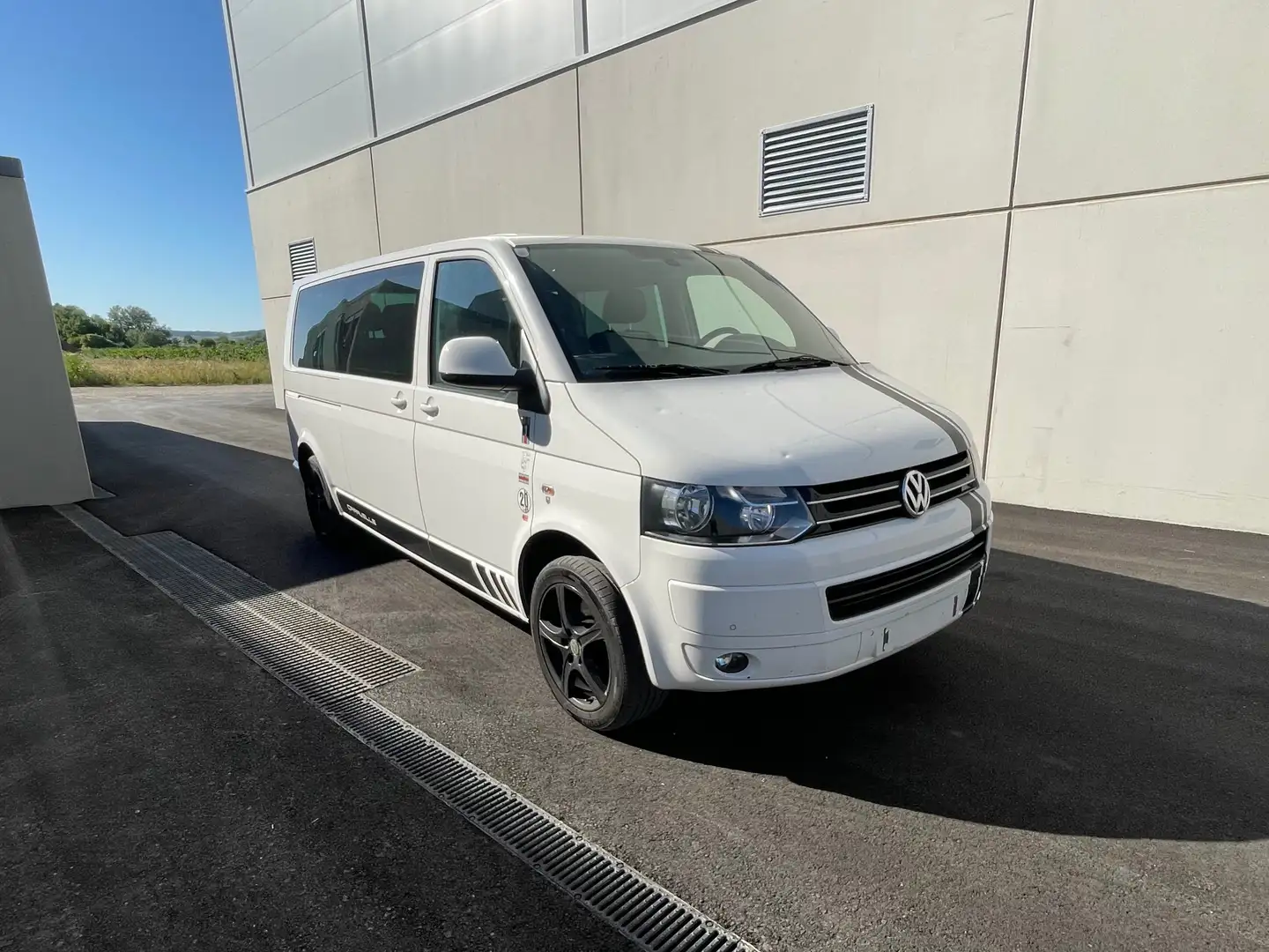 Volkswagen T5 Caravelle Caravelle Comfortline 2,0 BiTDI D-PF DSG Blanc - 1