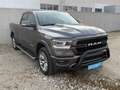 RAM 1500 Quad Cab Longbed Laramie Grau - thumbnail 3