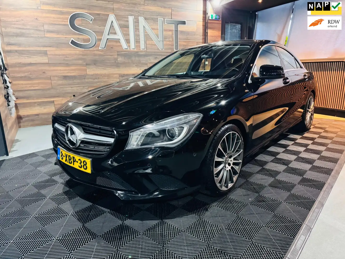 Mercedes-Benz CLA 180 BlueEFF. Ambition Noir - 1