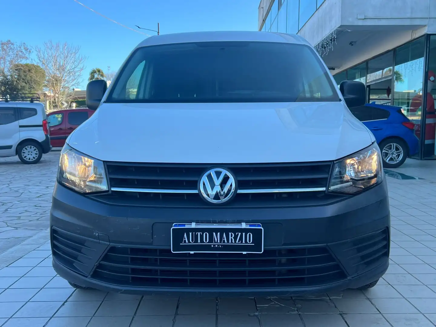 Volkswagen Caddy 2.0 TDI 102 CV Furgone Business Bianco - 2