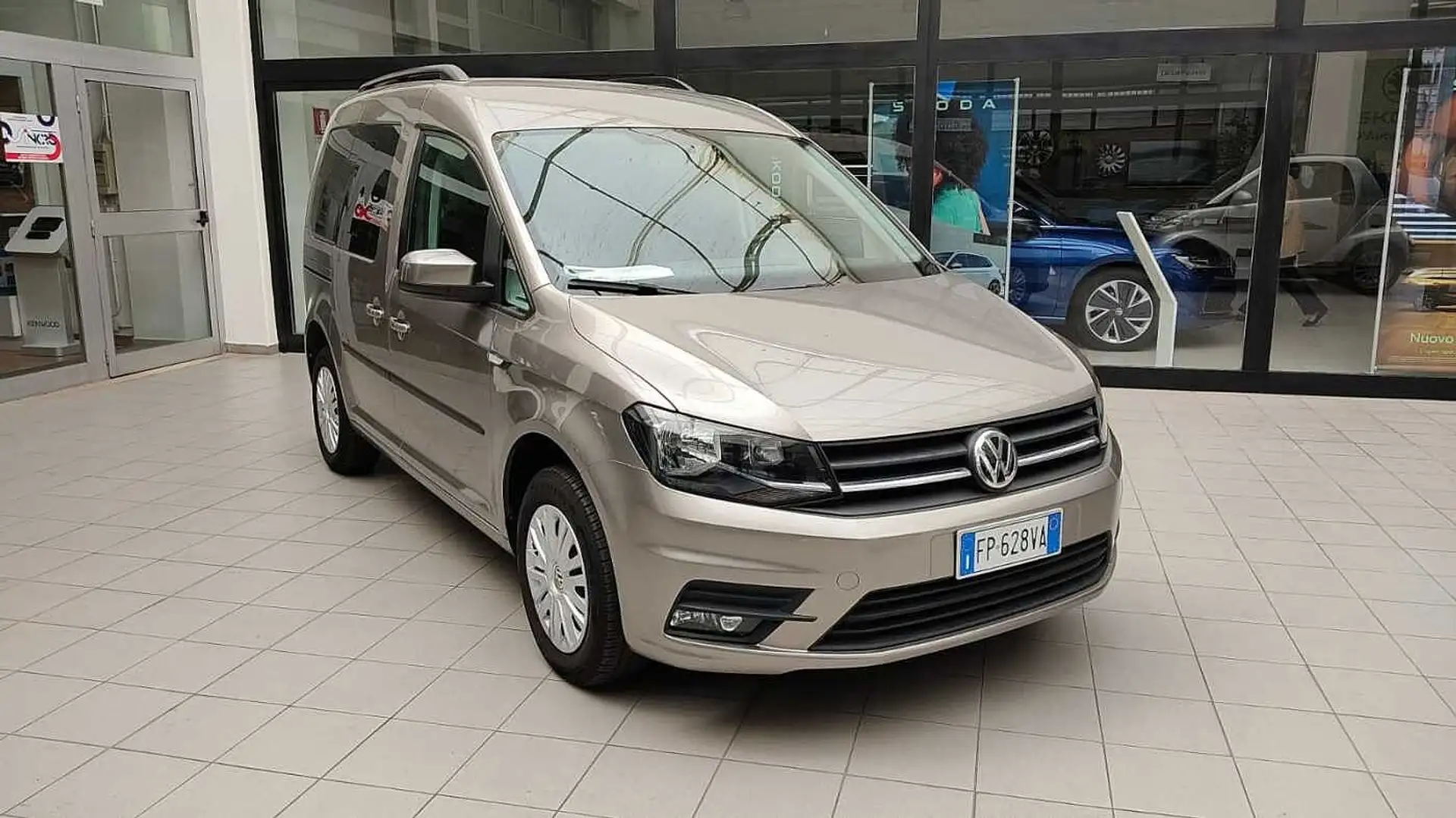 Volkswagen Caddy 4ª serie 2.0 TDI 102 CV Plus Grey - 1