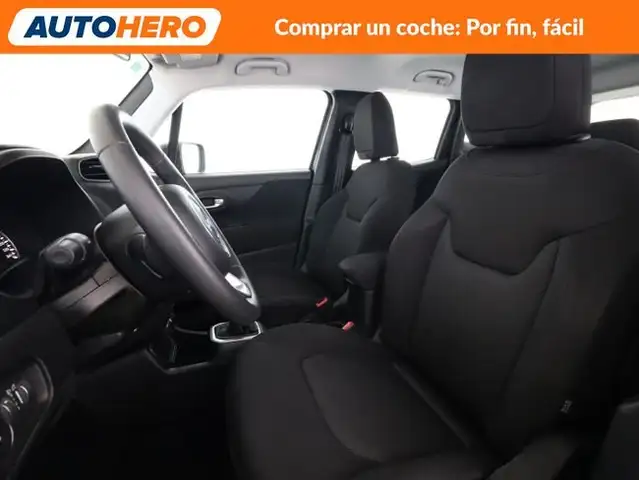 Jeep Renegade view 11
