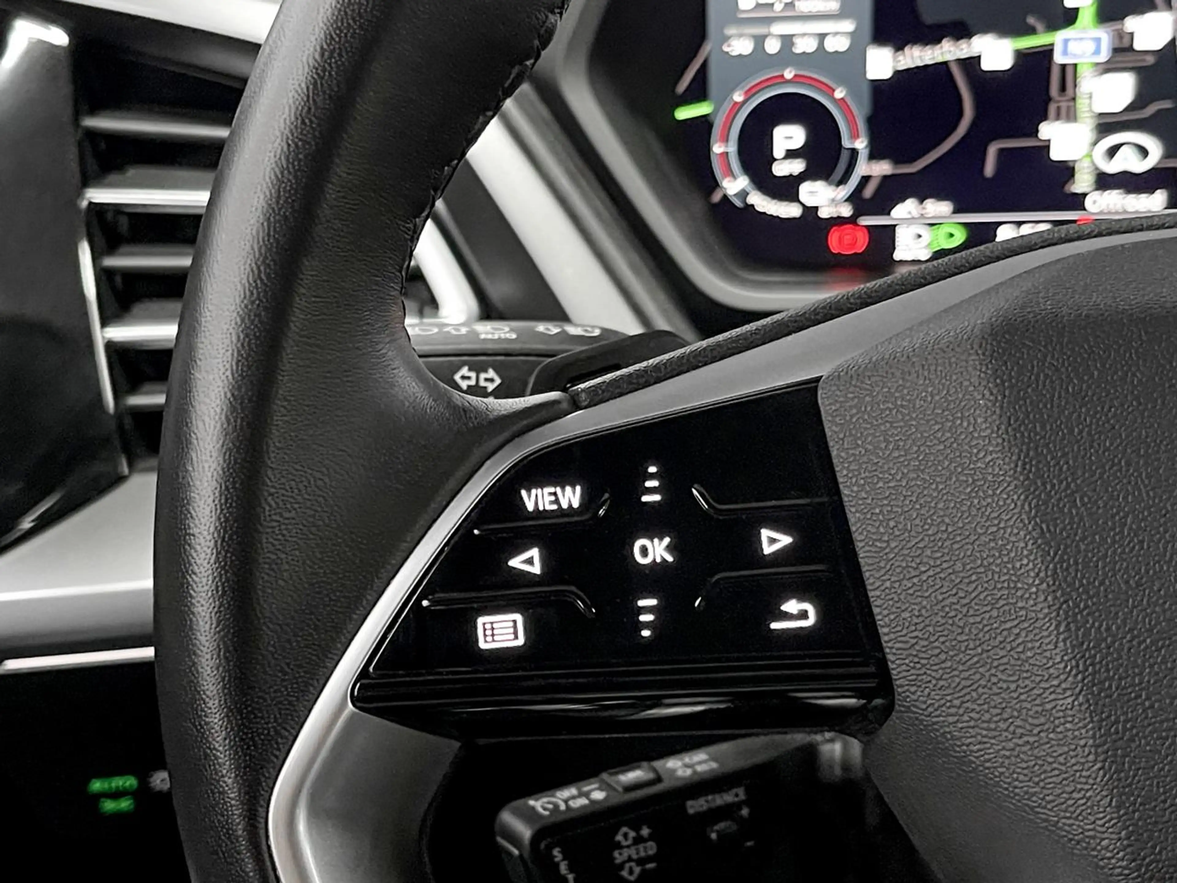 Audi Q4 e-tron 82 kWh 40 S line / Carplay / Camera / ACC / Navigatie — photo 17