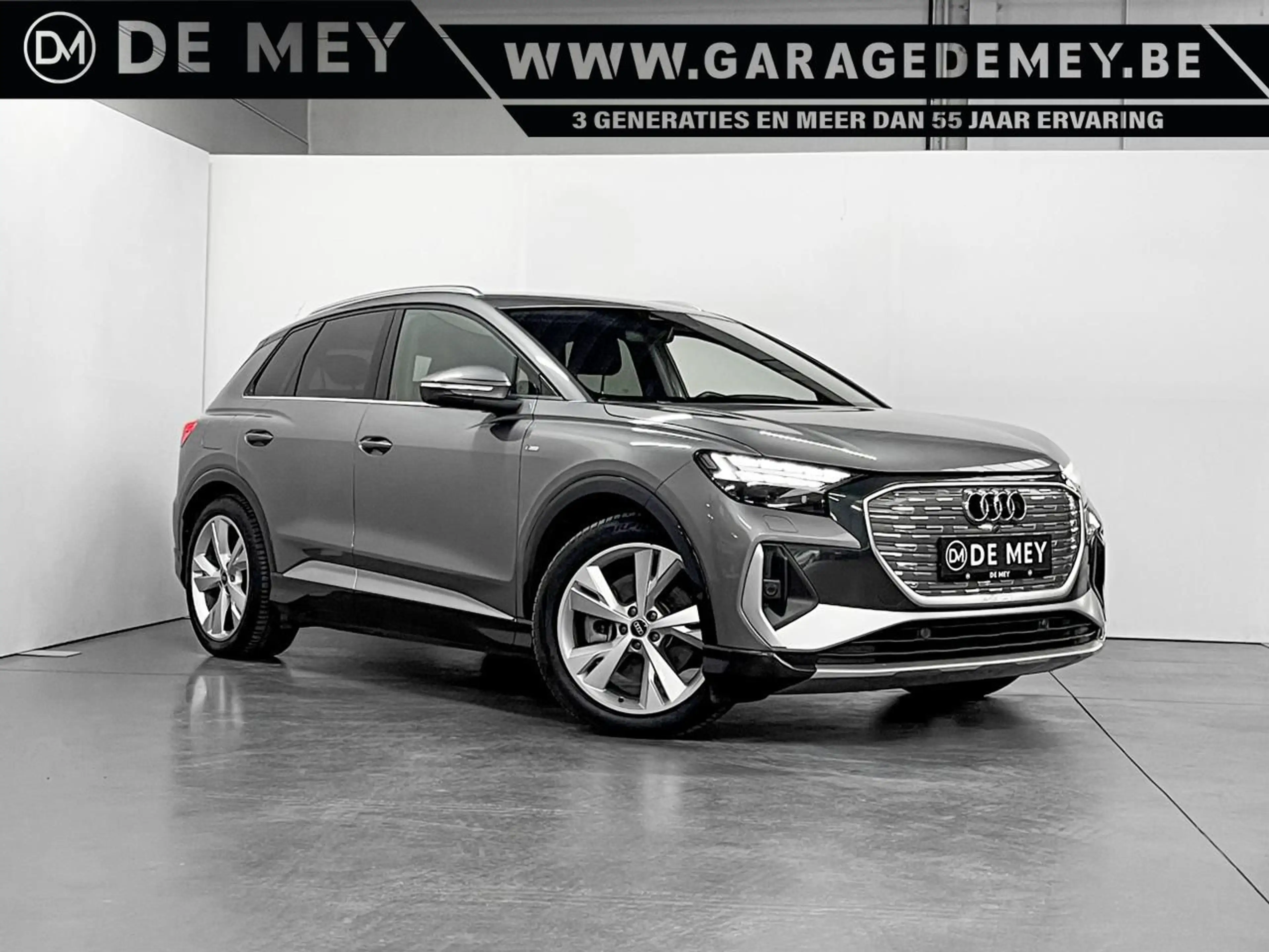 Audi Q4 e-tron 82 kWh 40 S line / Carplay / Camera / ACC / Navigatie