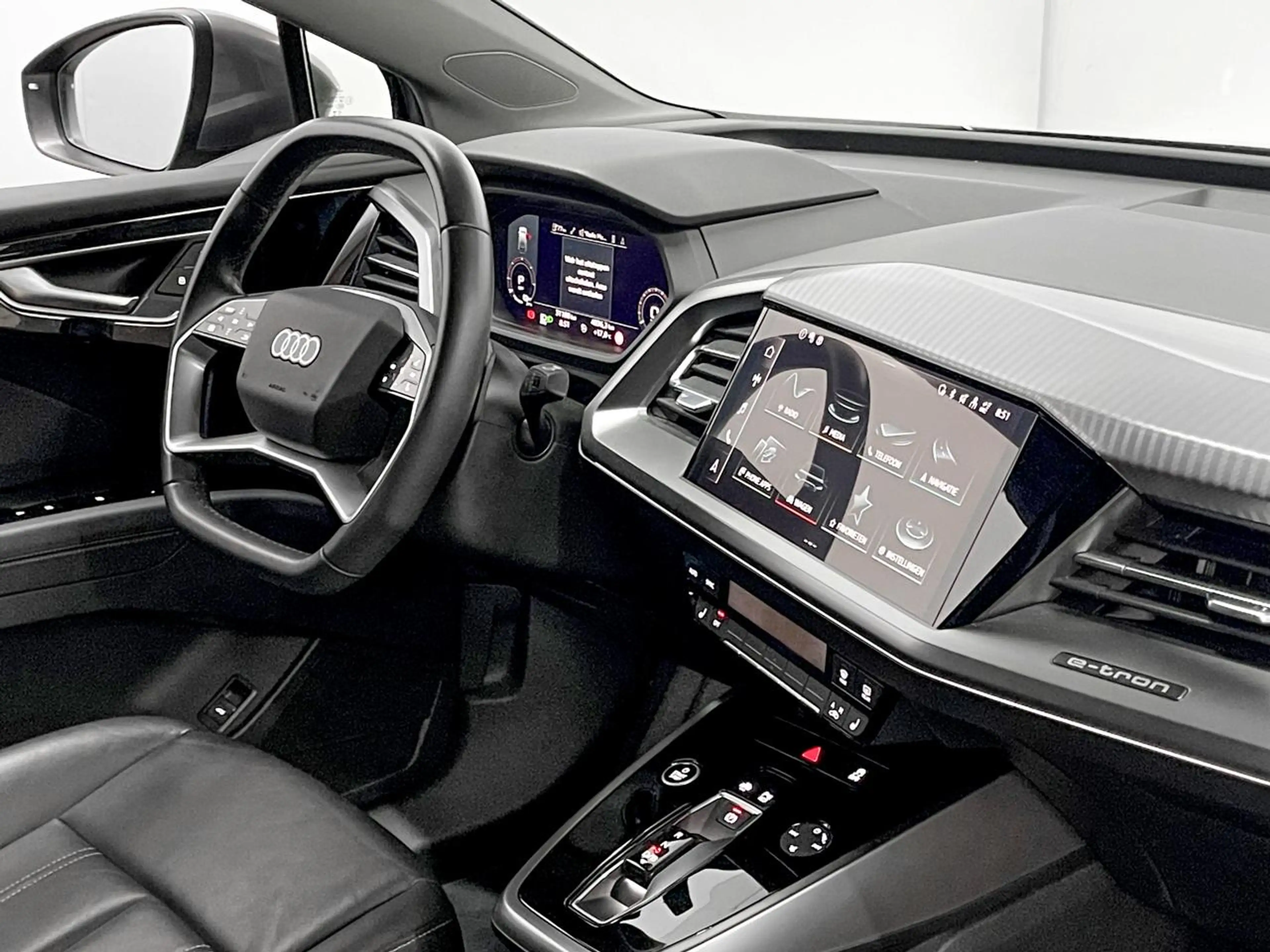Audi Q4 e-tron 82 kWh 40 S line / Carplay / Camera / ACC / Navigatie — photo 9