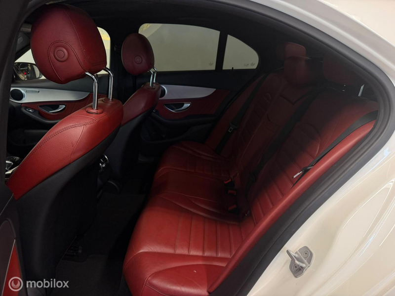 Mercedes-Benz C 250 AMG Line Panorama/Keyless/Leder/NAP — photo 4