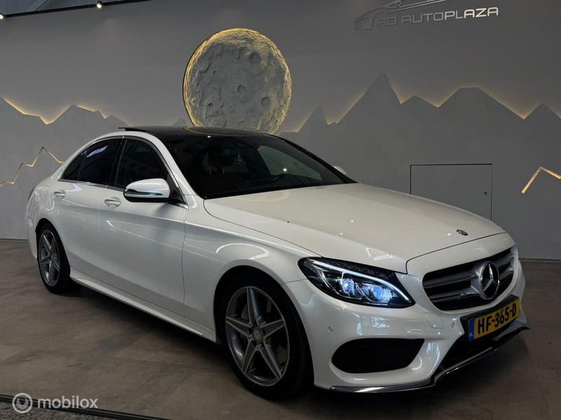 Mercedes-Benz C 250 AMG Line Panorama/Keyless/Leder/NAP — photo 6