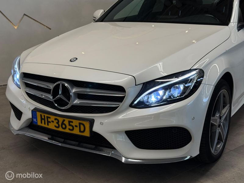 Mercedes-Benz C 250 AMG Line Panorama/Keyless/Leder/NAP — photo 12