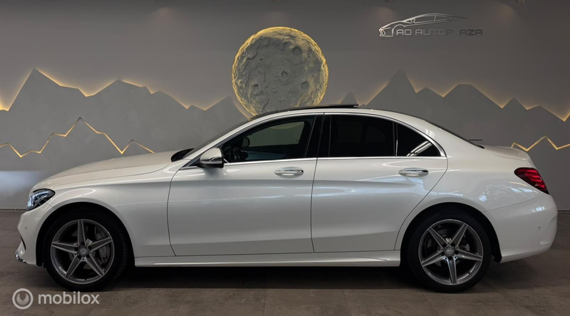 Mercedes-Benz C 250 AMG Line Panorama/Keyless/Leder/NAP — photo 10