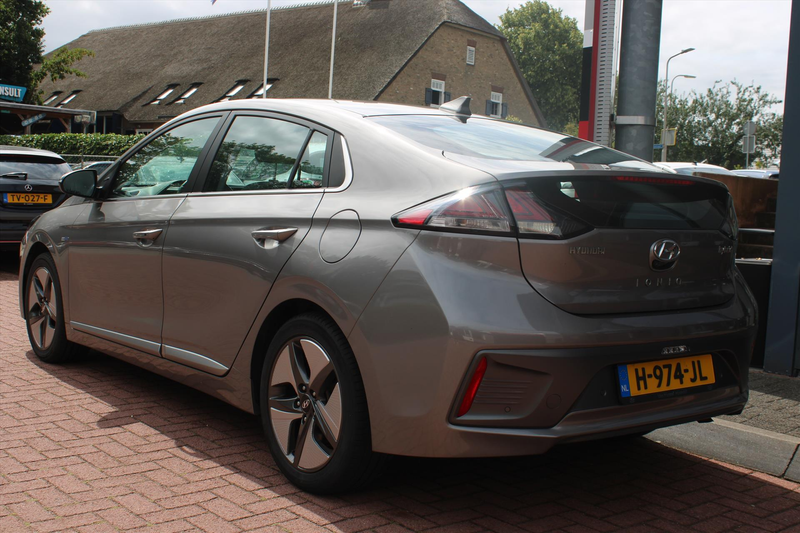 Hyundai IONIQ 1.6 GDI Hybride *Comfort* | Carplay | Adaptive Cru — photo 3