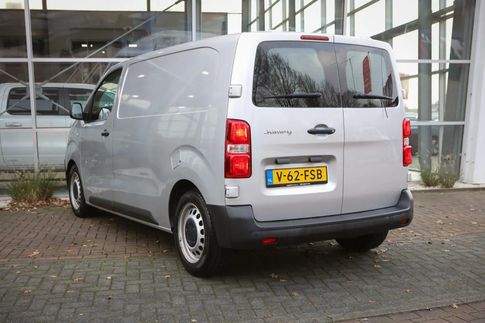 Citroen Jumpy 1.6 BlueHDI115CoS&S Gri - 2