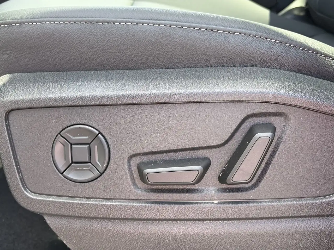 Audi Q5 снимка Audi Q5